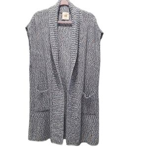 Cabi Love Carol Sleeveless Cardigan Sweater P326